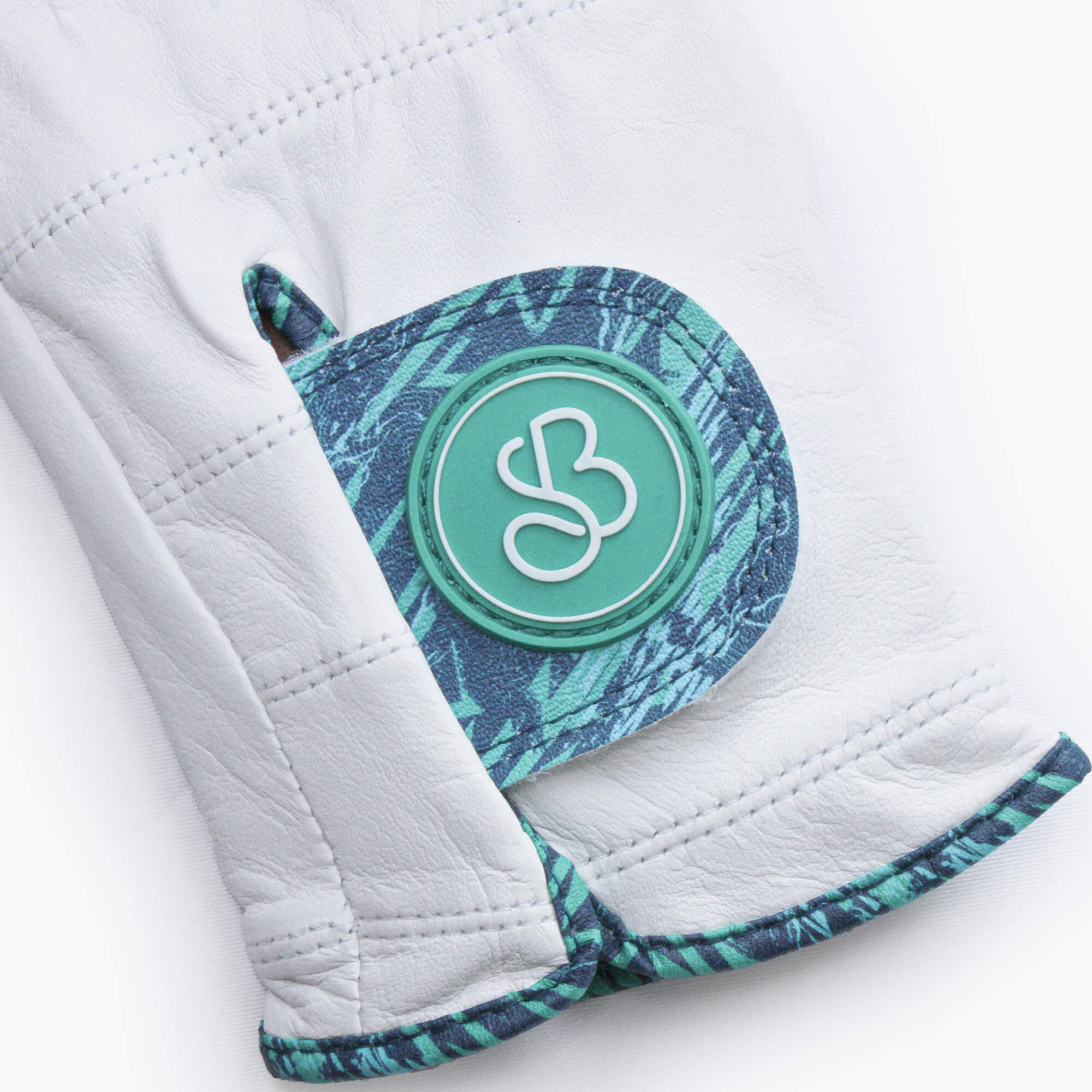 Momentum Cabretta Golf Glove - Image 3