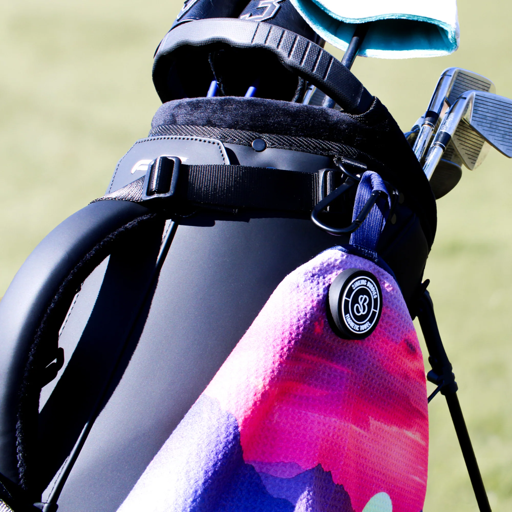 Sunset Drive Magnetic Golf Towel - Image 5